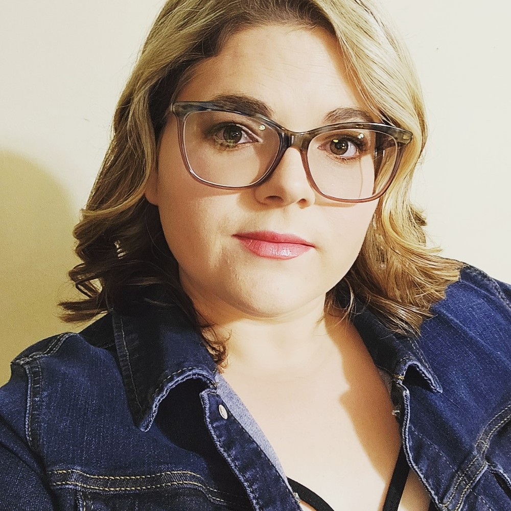 Meet your Posher, Pam